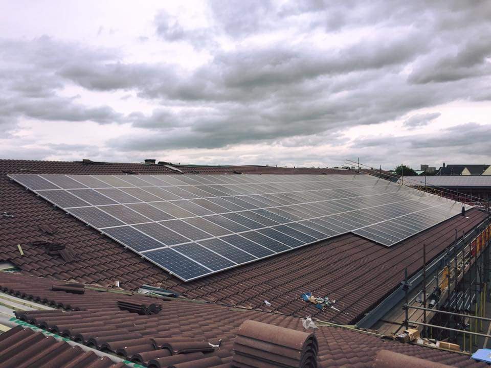 commercial warehouse solar panels